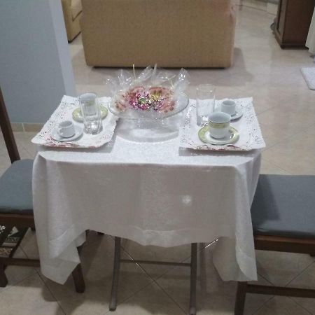 Family Apartments Mesolóngion 외부 사진