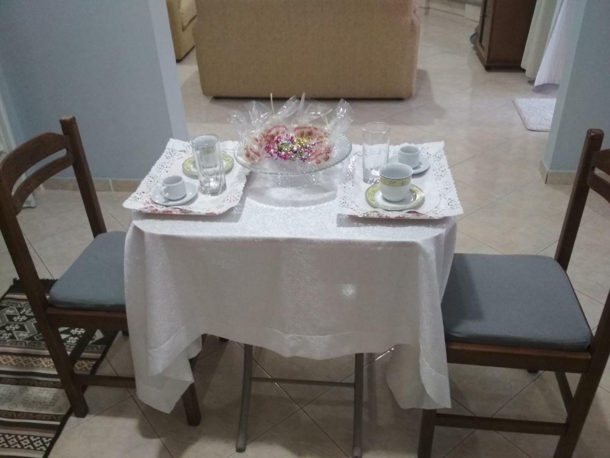 Family Apartments Mesolóngion 외부 사진