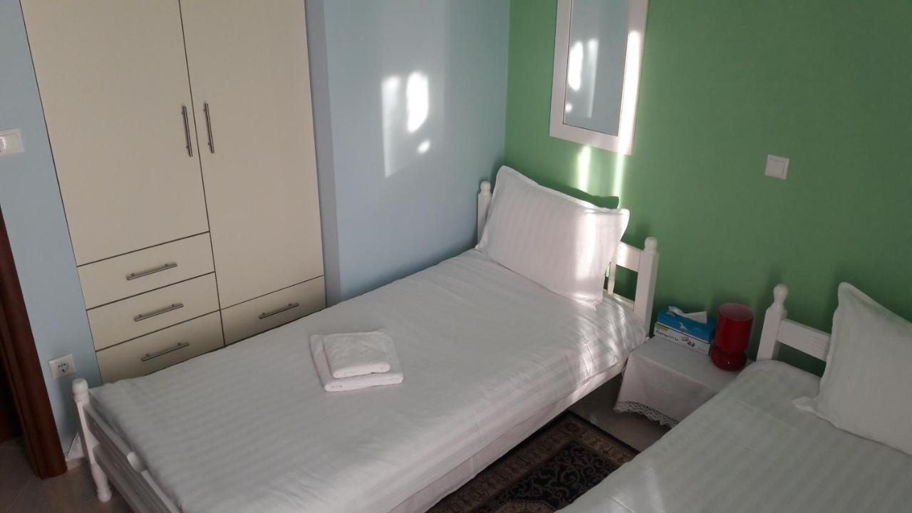 Family Apartments Mesolóngion 외부 사진