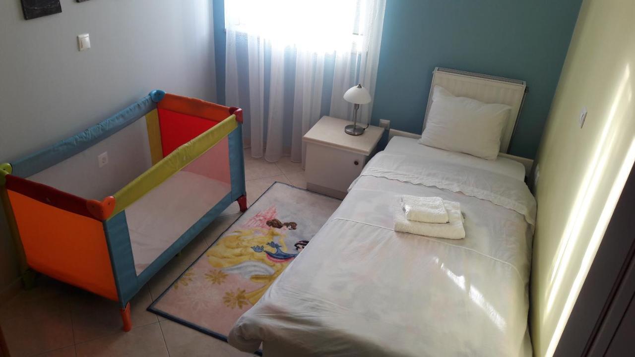 Family Apartments Mesolóngion 외부 사진